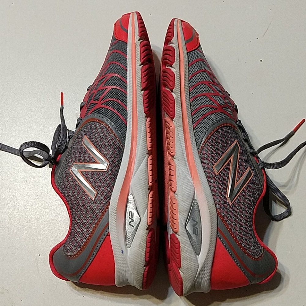 New Balance Running Shoes - Picture 4 of 6